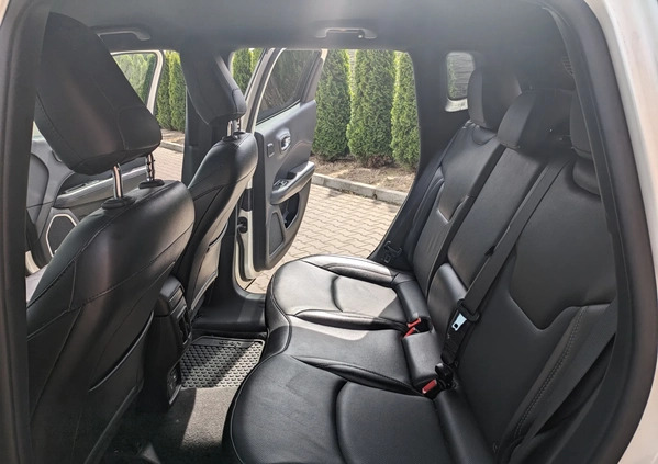 Jeep Compass cena 110000 przebieg: 55555, rok produkcji 2019 z Łódź małe 121